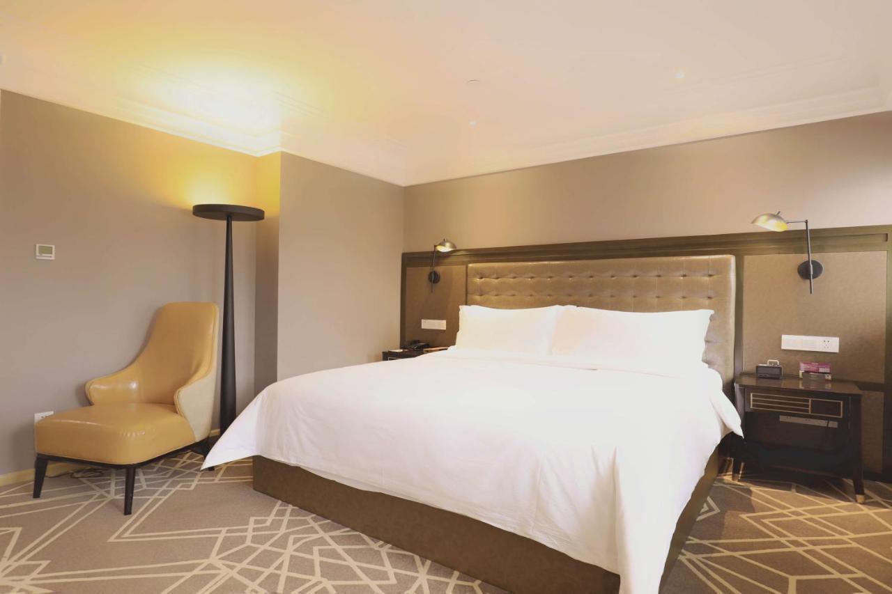 Jinjiang Metropolo Hotel Classic Nanjing Road Shanghai Exterior photo